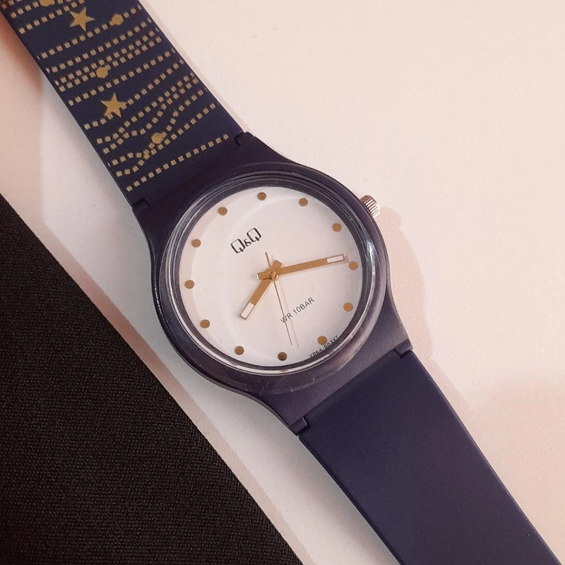 ساعت مچی عقربه ای زنانه کوارتز کیو اند کیو مدل V06A_003VY - تصویر 2